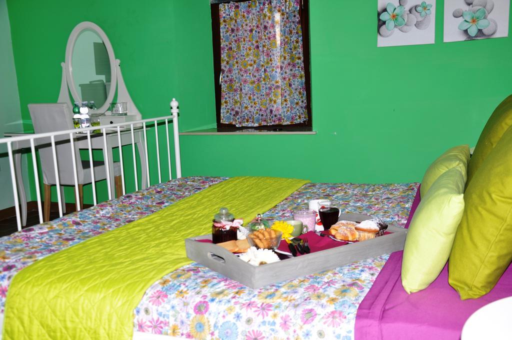 B&B Dimora Paolina Baschi Buitenkant foto